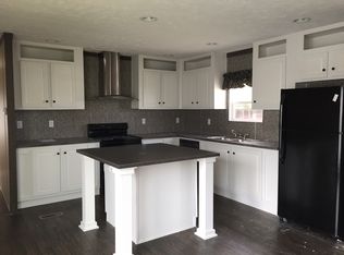 10050 Flora Rd, Harrison, OH 45030