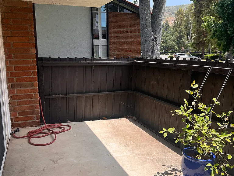 31568 Agoura Rd #6 — Photo 39