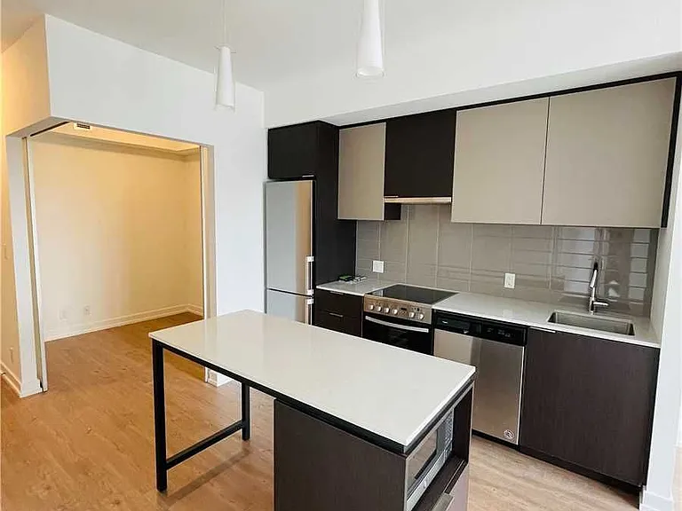 203 College St #2305 — Photo 5