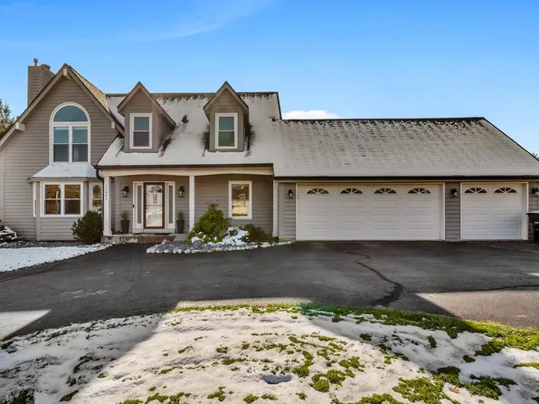 11941 W Cold Spring ROAD, Greenfield, WI 53228
