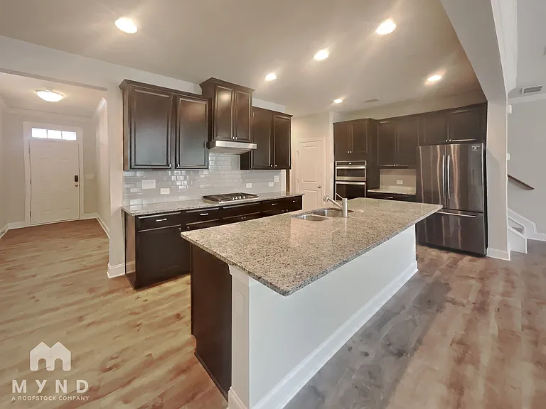 3570 Faulkner St — Photo 3