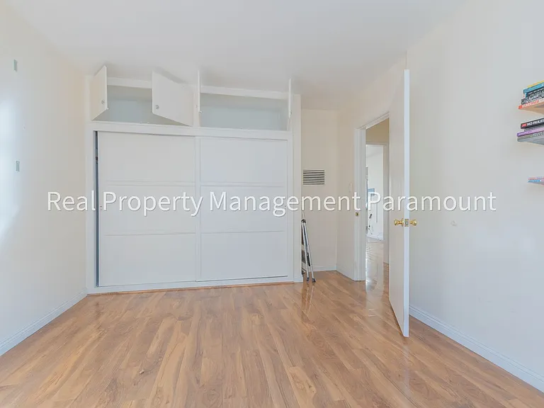 8016 Blackburn Ave #1 — Photo 5