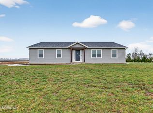 10130 Linwood Rd, Bowling Green, OH 43402