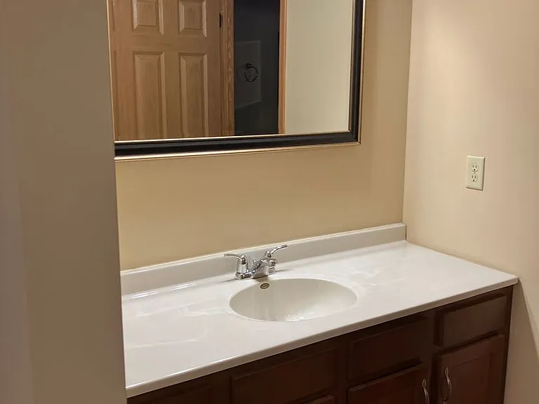 1046 Laurel Tree Ct #B — Photo 16