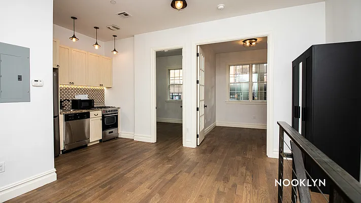 Rented by Nooklyn NYC LLC | media 34