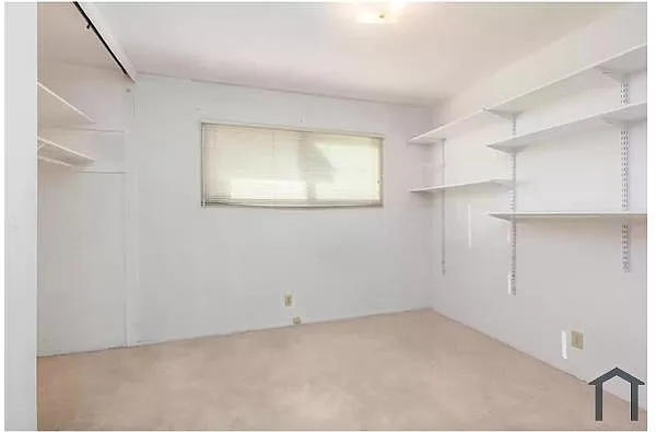 Building Photo - 45523 Lostwood Ave