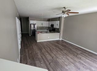 1124 Charleston St #1, Lincoln, NE 68508