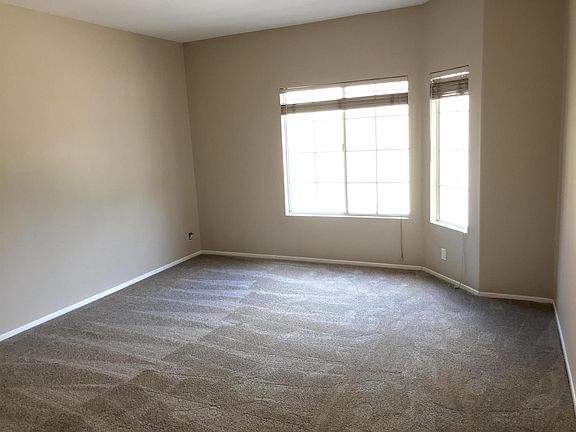 5th image of 550 Camino De La Reina Unit 215