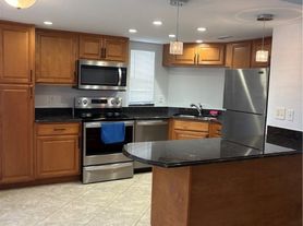 5031 SW 16th Pl, Cape Coral, FL