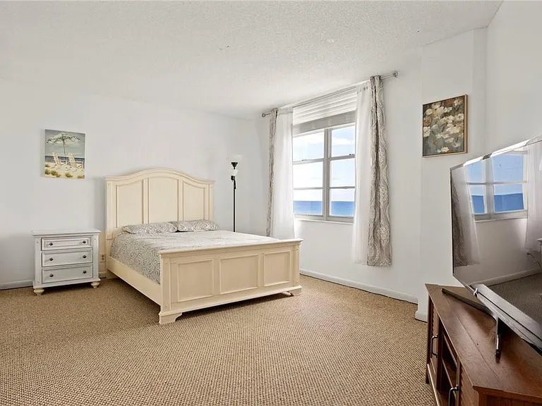 3725 S Ocean Dr #1610 — Photo 18