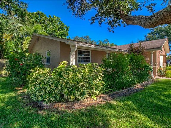 3rd image of 6058 Tanglewood Dr NE