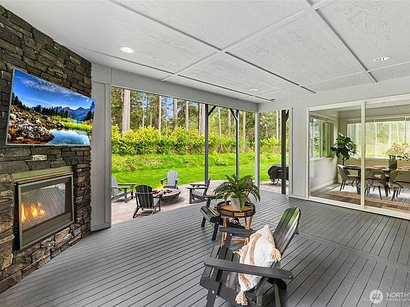 5th image of 5421 Oystercatcher Lane NE