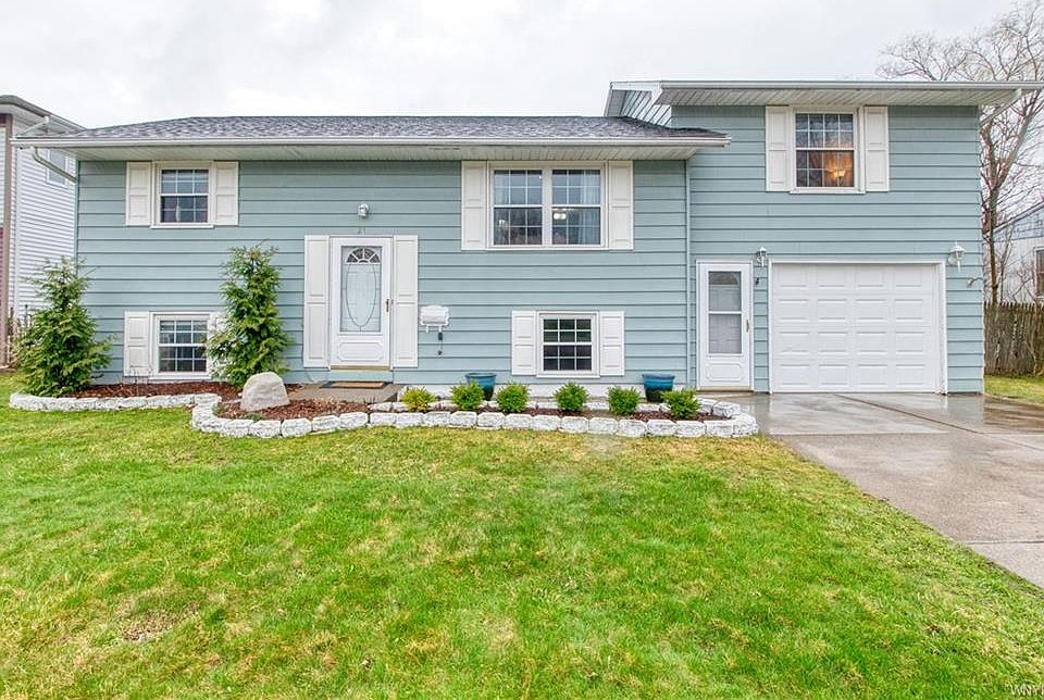 1st image of 21 Bernice Dr
