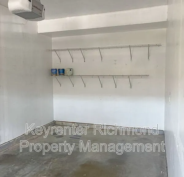 5904 Chapel Lawn Ter — Photo 20