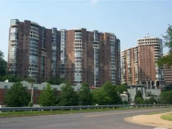 1600 N Oak St APT 1828, Arlington, VA 22209