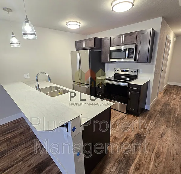 425 Michigan Ave #305 — Photo 6