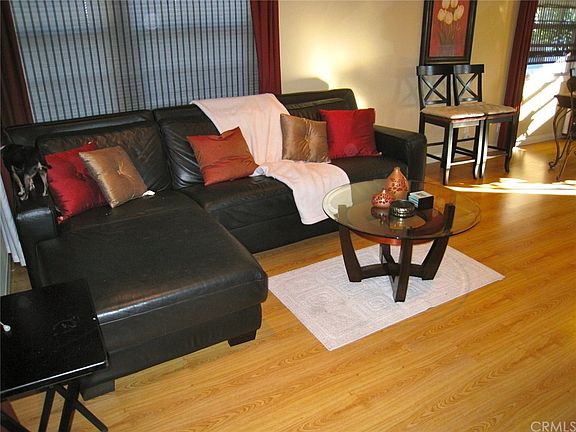 3rd image of 3521 Eucalyptus Ave