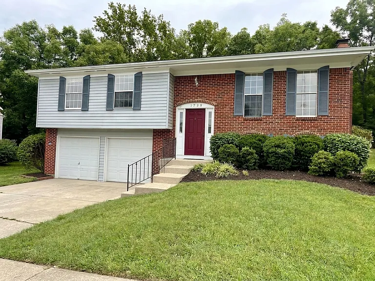 5738 Villas Creek Dr — Photo 1