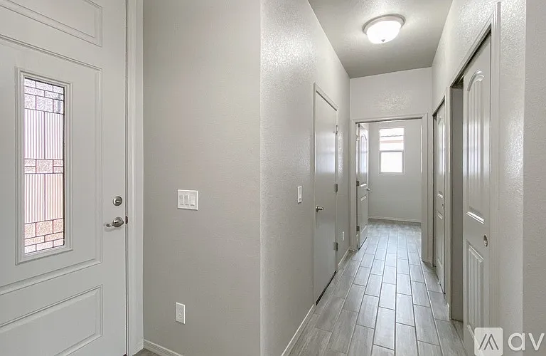 343 Berwick Pl — Photo 16