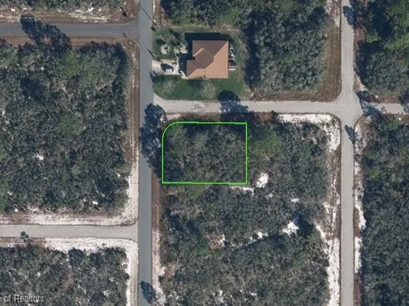 420 Spitfire St NW, Lake Placid, FL 33852