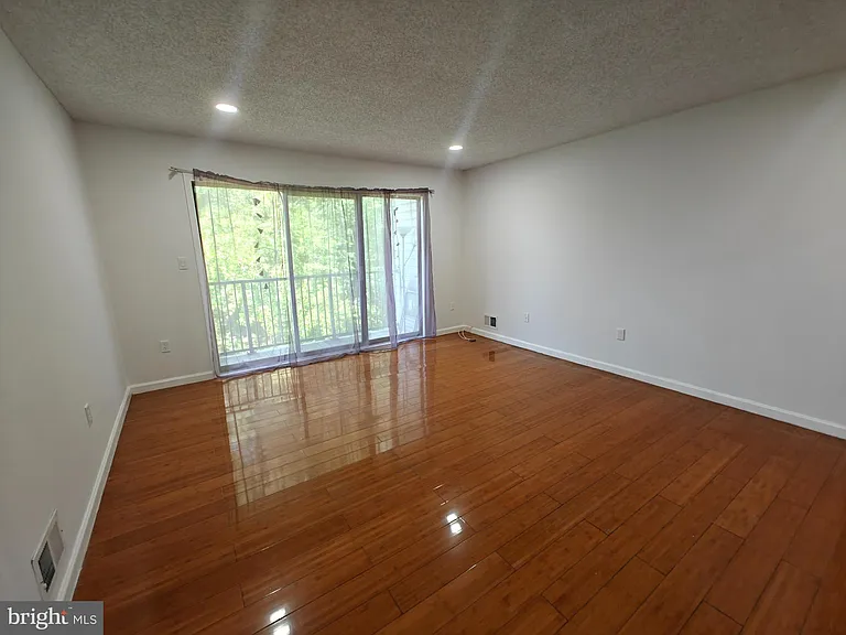 14 Voscek Ct — Photo 8
