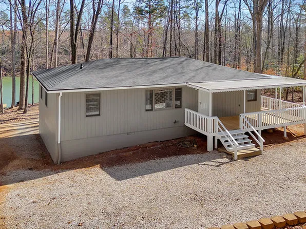 670 Dusty Trail Dr, Seneca, SC 29678