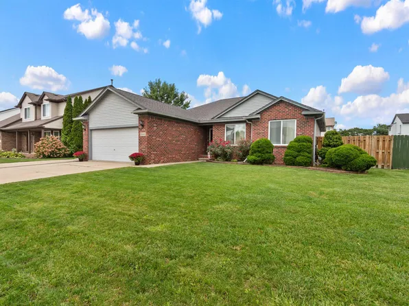 24445 Kolleen Ln, Clinton Township, MI 48035