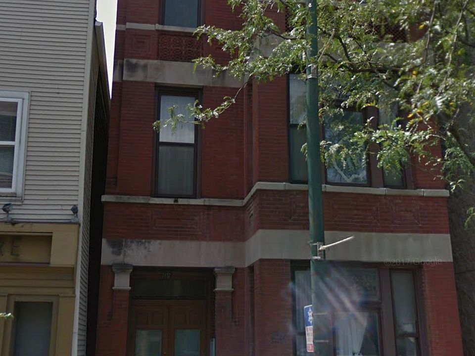1st image of 2932 N Lincoln Ave