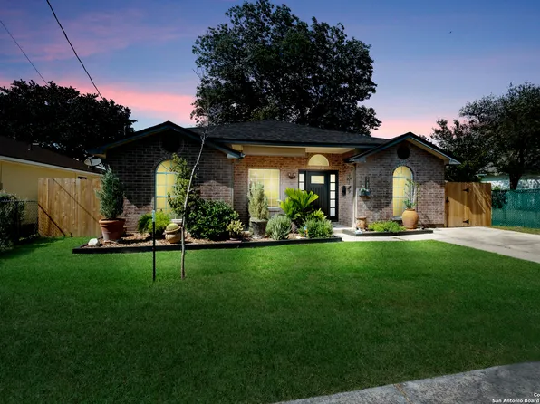 2015 Vera Cruz, San Antonio, TX 78207
