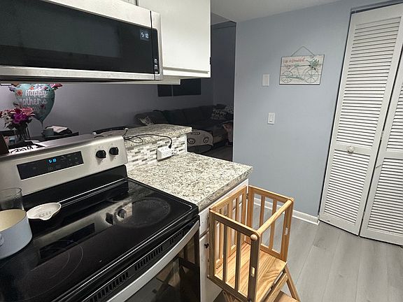 4th image of 8804 Whispering Pines Dr