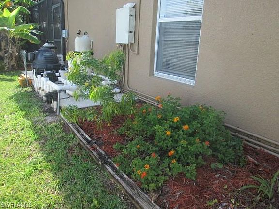 5th image of 3705 NE 11th Pl