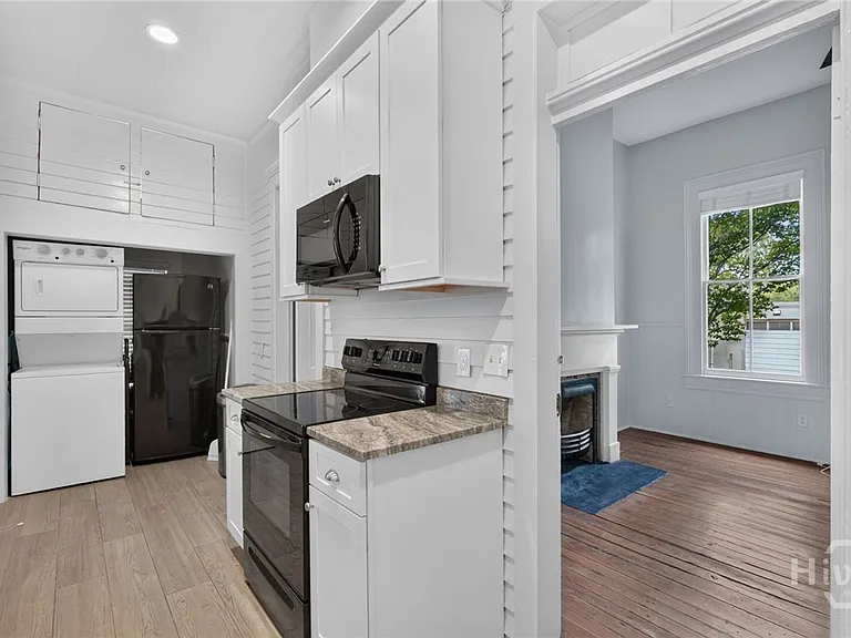 902 Barnard St — Photo 15