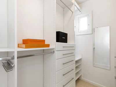 2937 Scott St APT 1 - Image 3