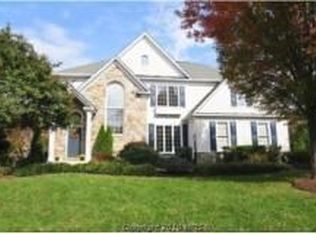 10609 Cloverbrooke Dr, Rockville, MD