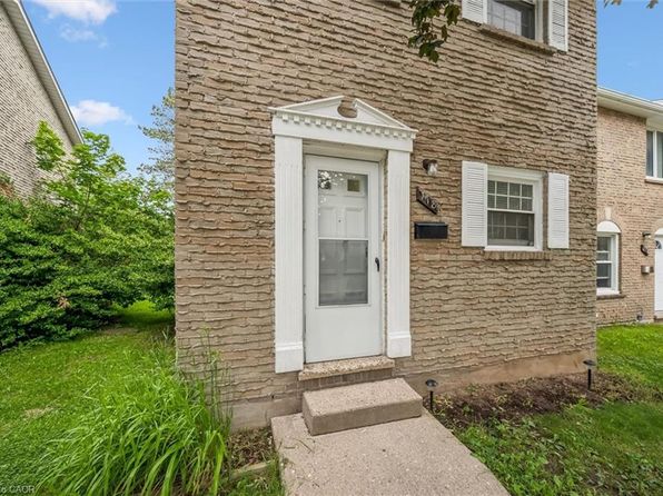 178 Westcourt Pl, Waterloo, ON N2L 2R7
