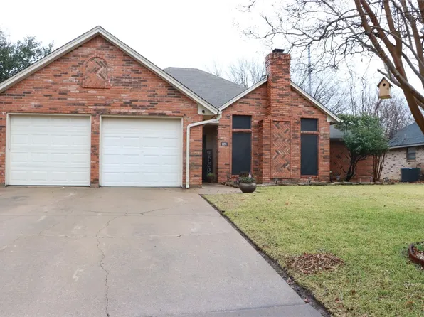128 Sandlewood Ln, Burleson, TX 76028