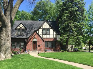 2003 N 53rd St, Omaha, NE 68104