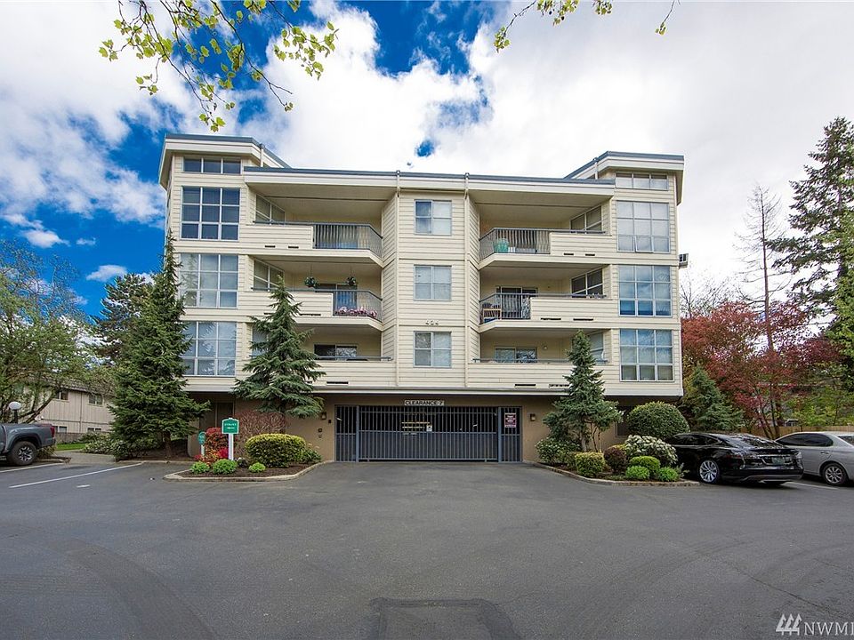 1st image of 424 102nd Ave SE APT 302