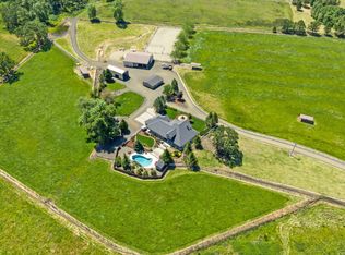 163 Hidden Valley Dr, Eagle Pt, OR 97524
