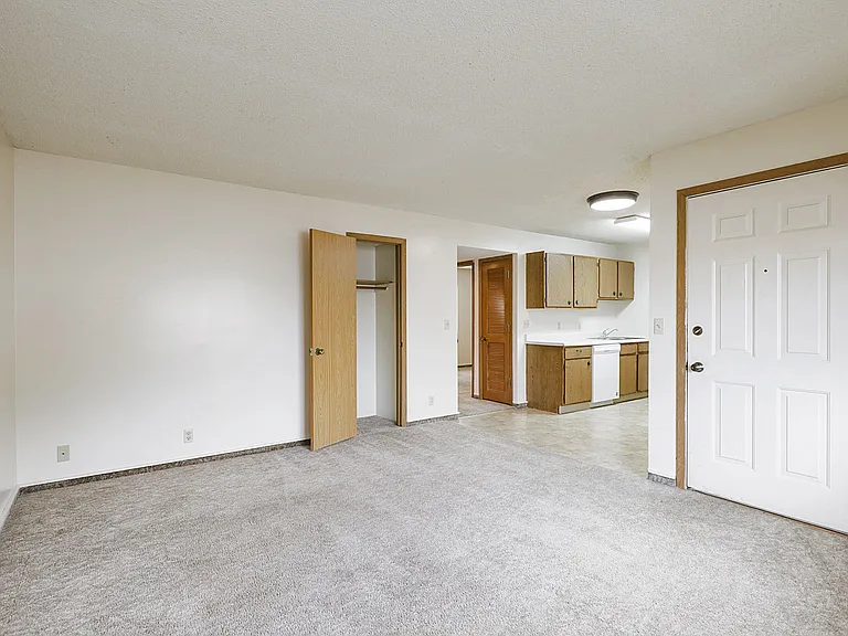 1235 B St #2 — Photo 7