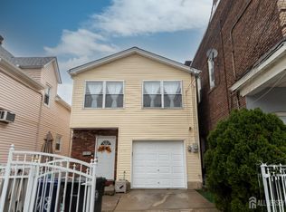 278 Alpine St, Perth Amboy, NJ 08861