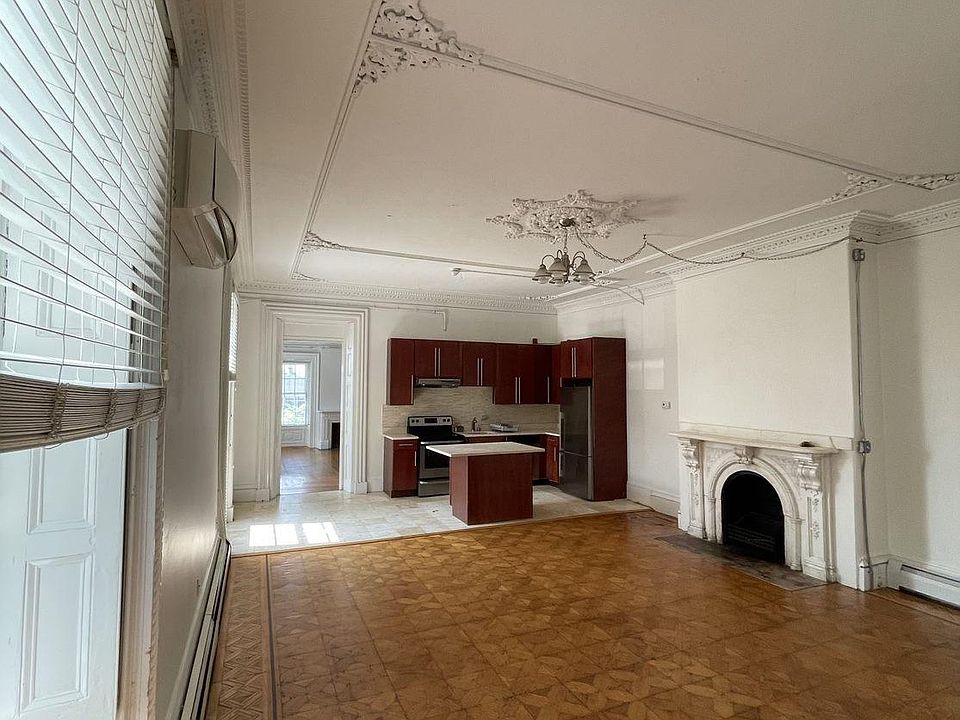 1st image of 296 Benefit St #1L
