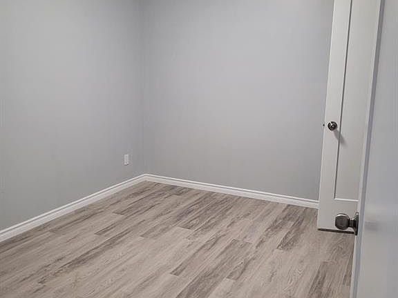 5th image of 3875 Tecumseh Rd E #1