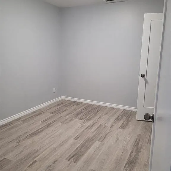 3875 Tecumseh Rd E #1 — Photo 5