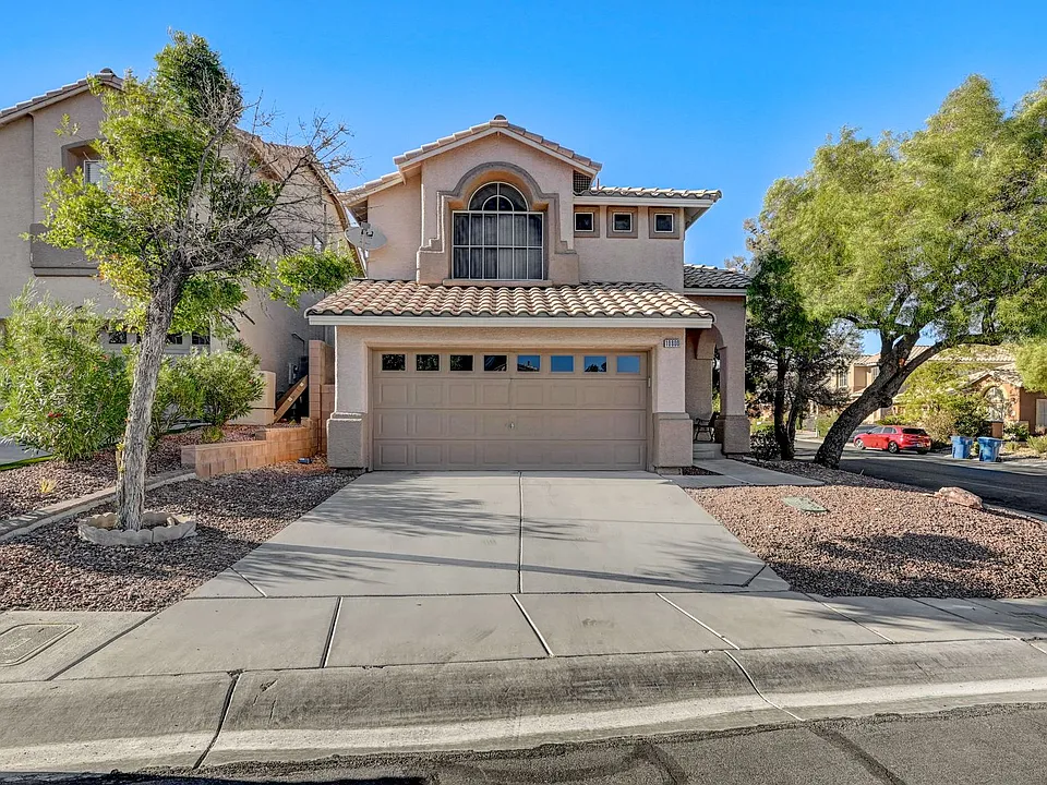 10800 Palatine Ct