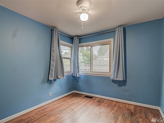 4th image of 13008 12th Ave S
