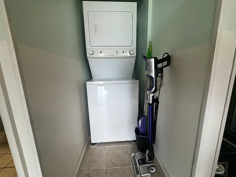 1807-475 Atkinson Dr #1807 — Photo 10