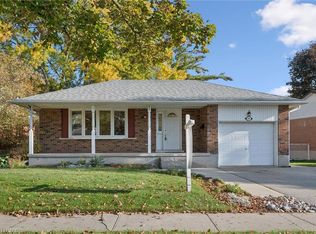 86 Lower Canada Cres, Kitchener, ON N2P1E8