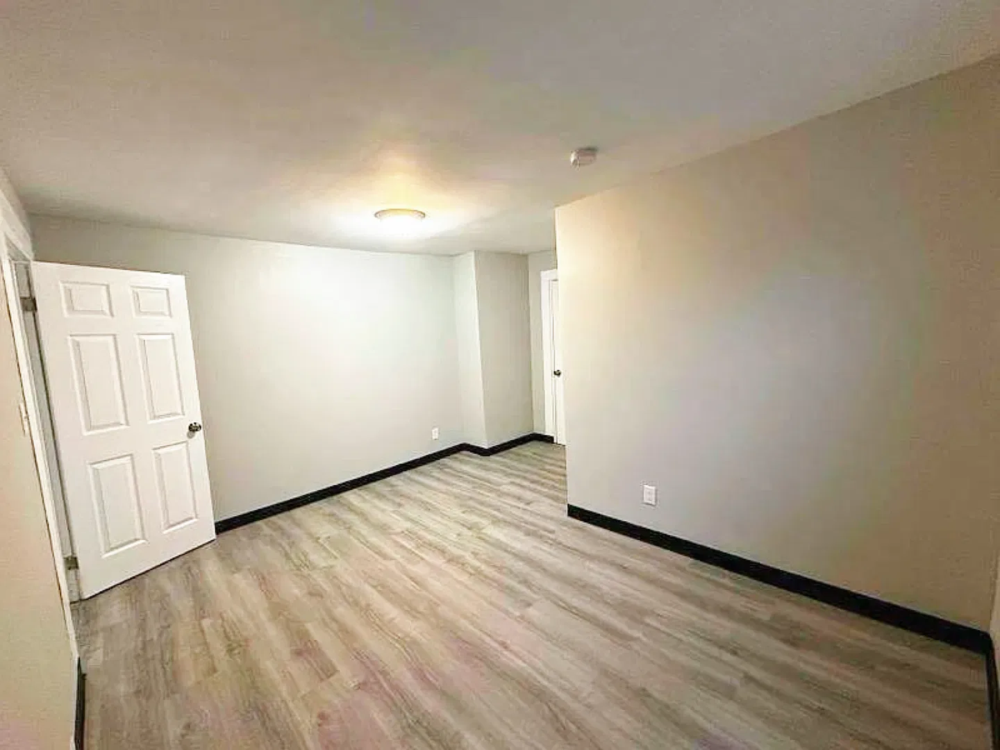 610 Taylor Ave — Photo 2