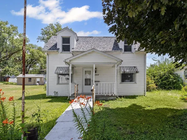 307 S Johnson St, Otterbein, IN 47970
